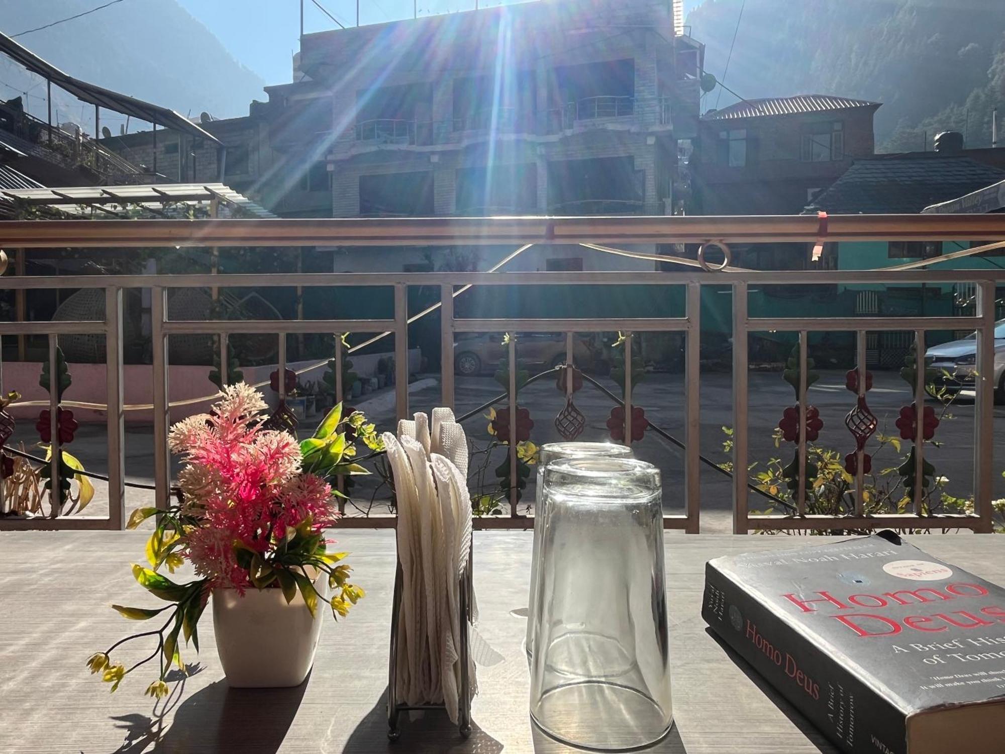 Hotel Dream Valley Kasol #Near Mall Road #River View #Parking #Gaming Zone #Open Terrace #Restaurant Kültér fotó