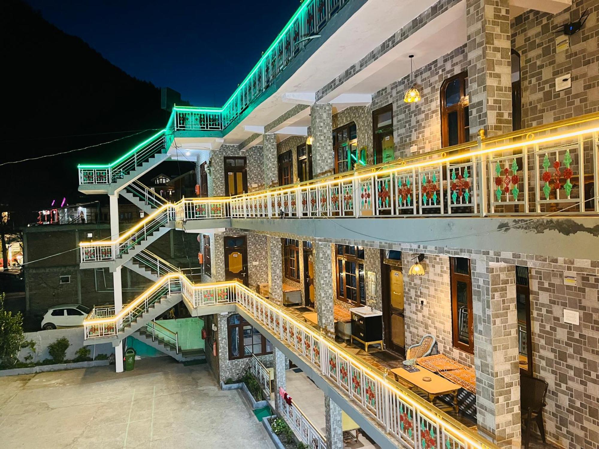Hotel Dream Valley Kasol #Near Mall Road #River View #Parking #Gaming Zone #Open Terrace #Restaurant Kültér fotó