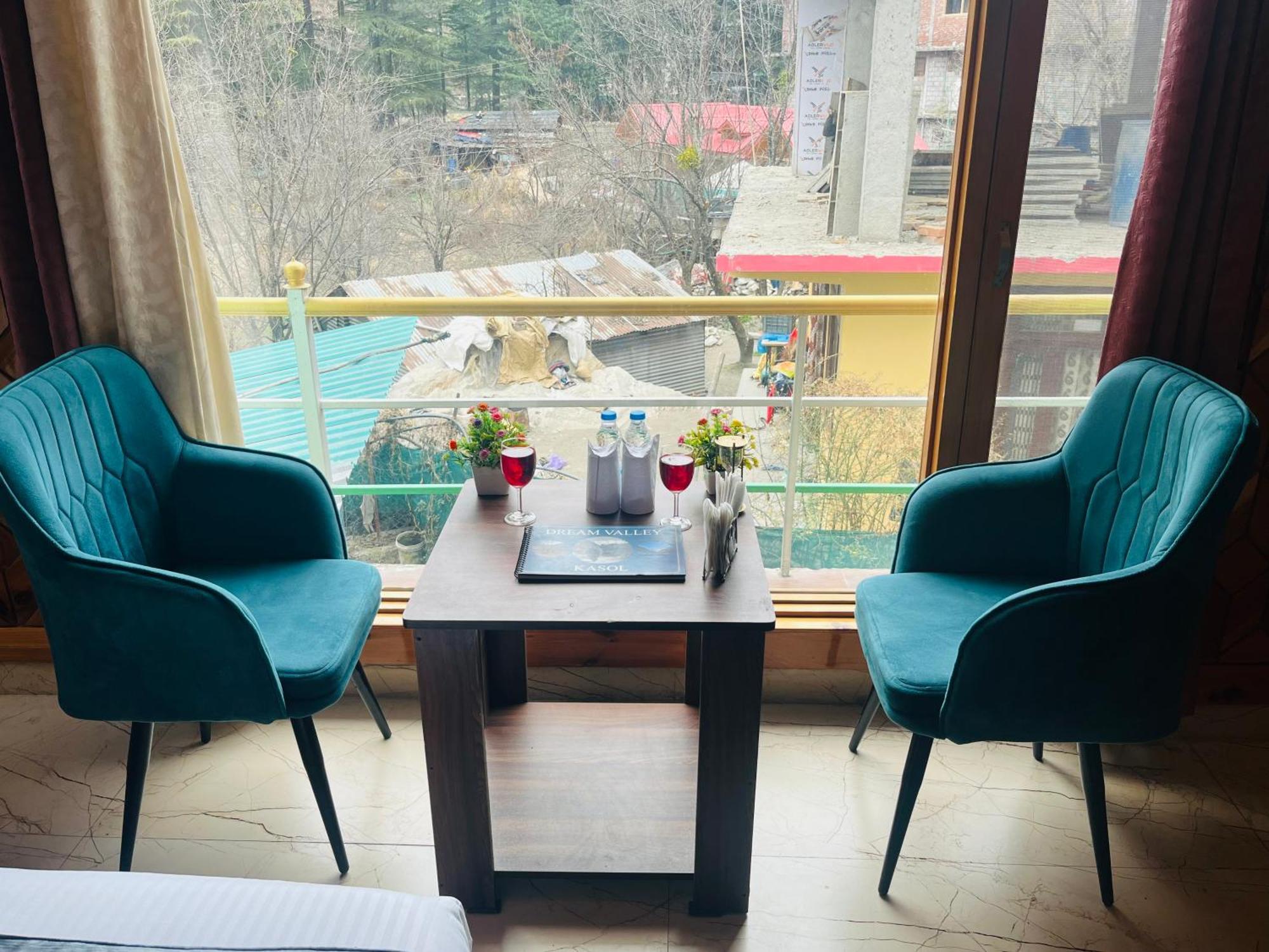 Hotel Dream Valley Kasol #Near Mall Road #River View #Parking #Gaming Zone #Open Terrace #Restaurant Kültér fotó