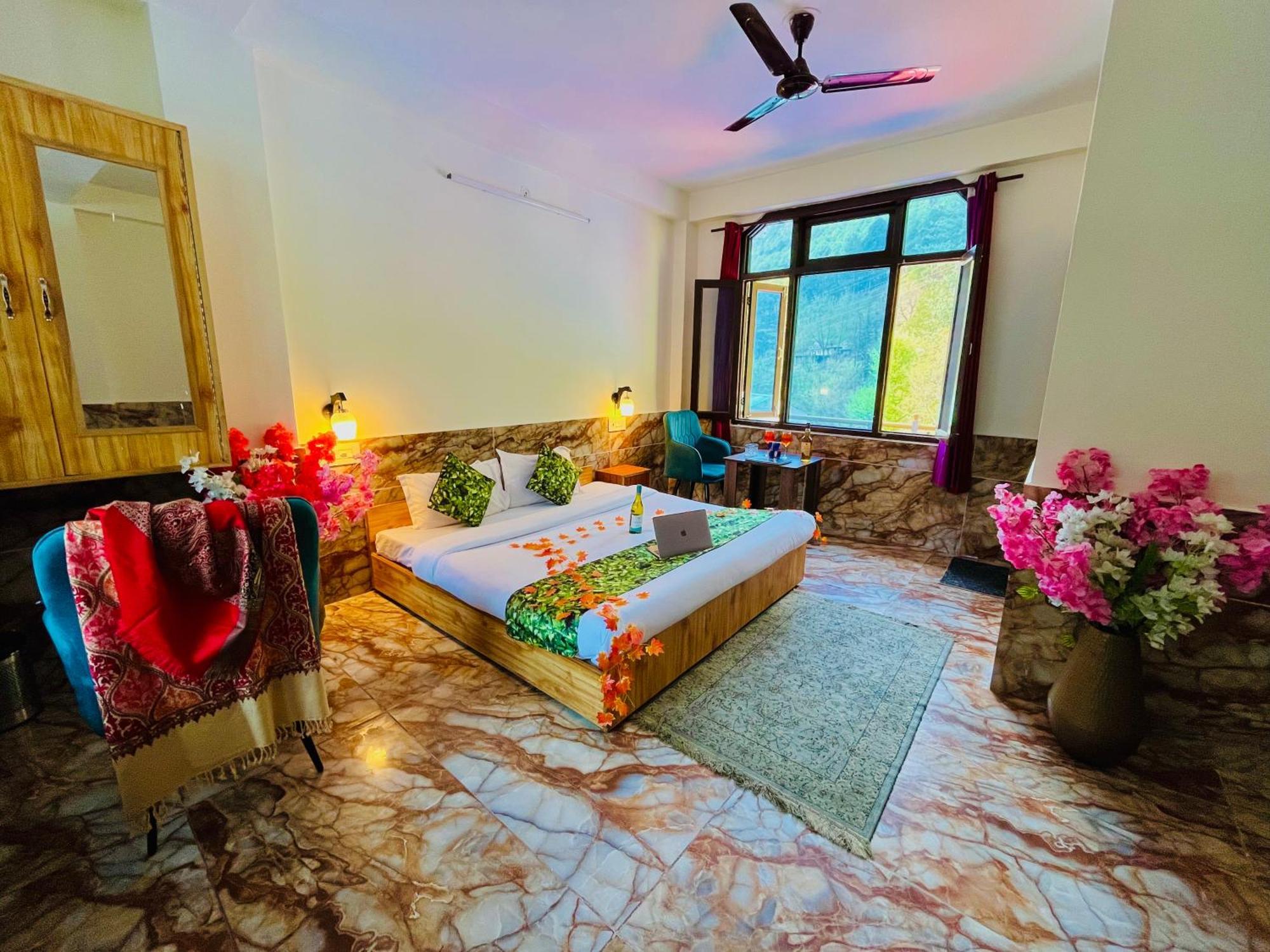 Hotel Dream Valley Kasol #Near Mall Road #River View #Parking #Gaming Zone #Open Terrace #Restaurant Kültér fotó
