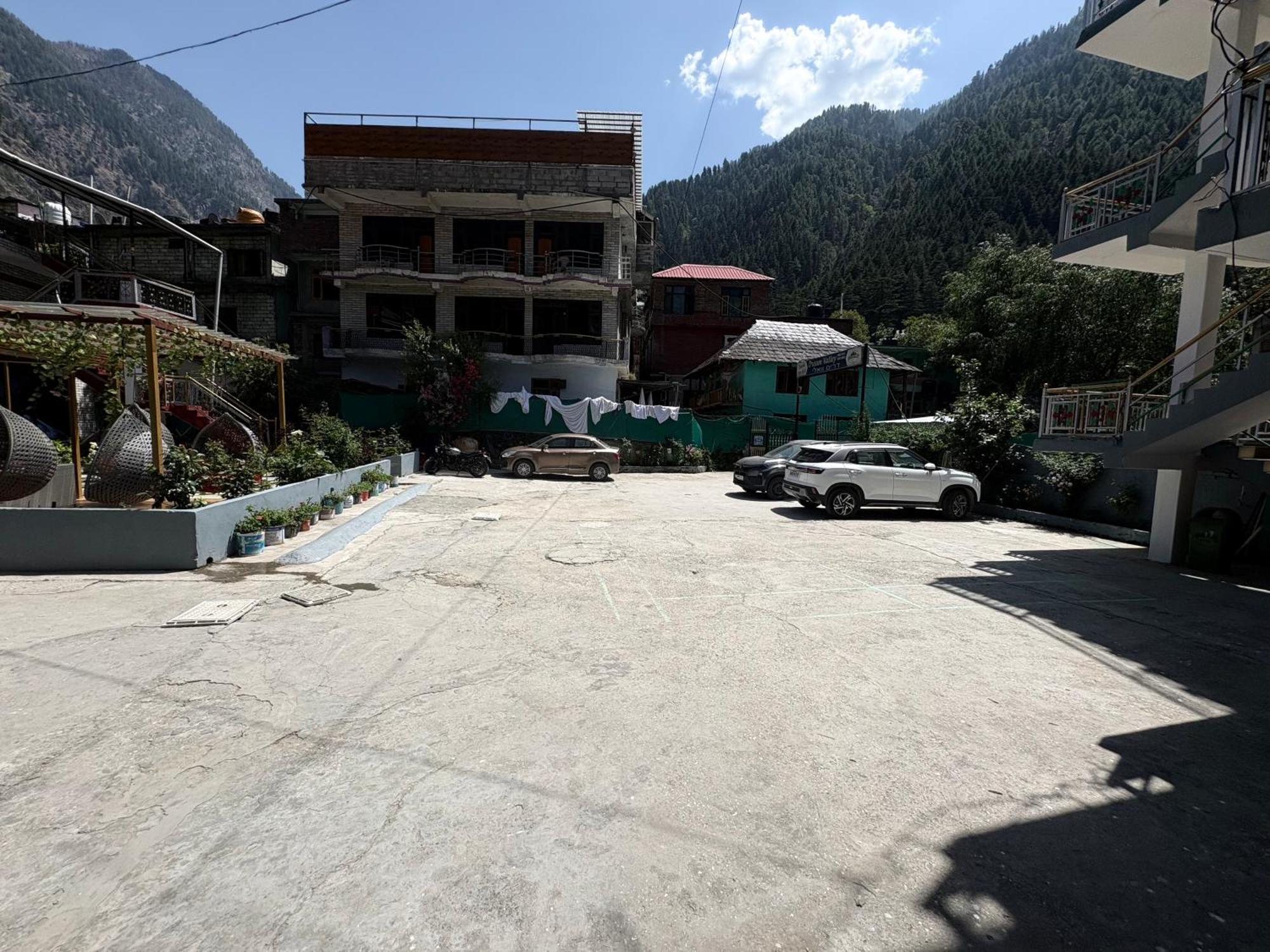 Hotel Dream Valley Kasol #Near Mall Road #River View #Parking #Gaming Zone #Open Terrace #Restaurant Kültér fotó